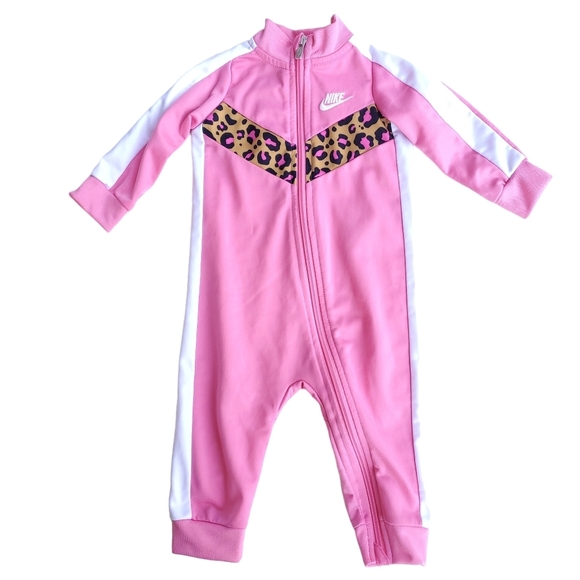 Nike Full Jumpsuit Coverall Pink Baby Girls 9 Months - Picture 1 of 4